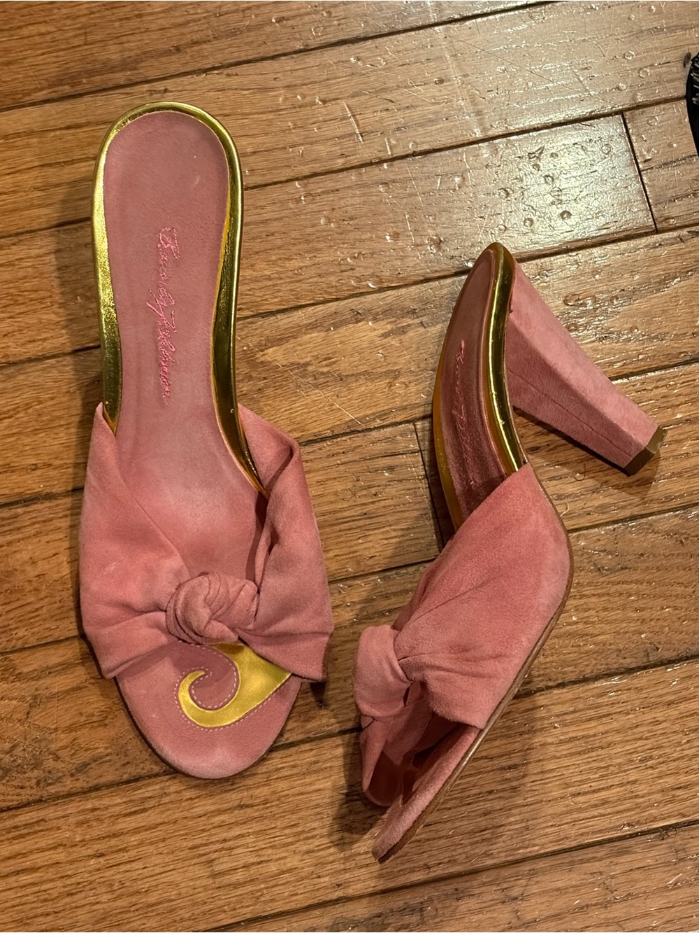 Vintage Beverly Feldman Salmon pink Knot Detail Open Back Suede sandals 7 1/ 2